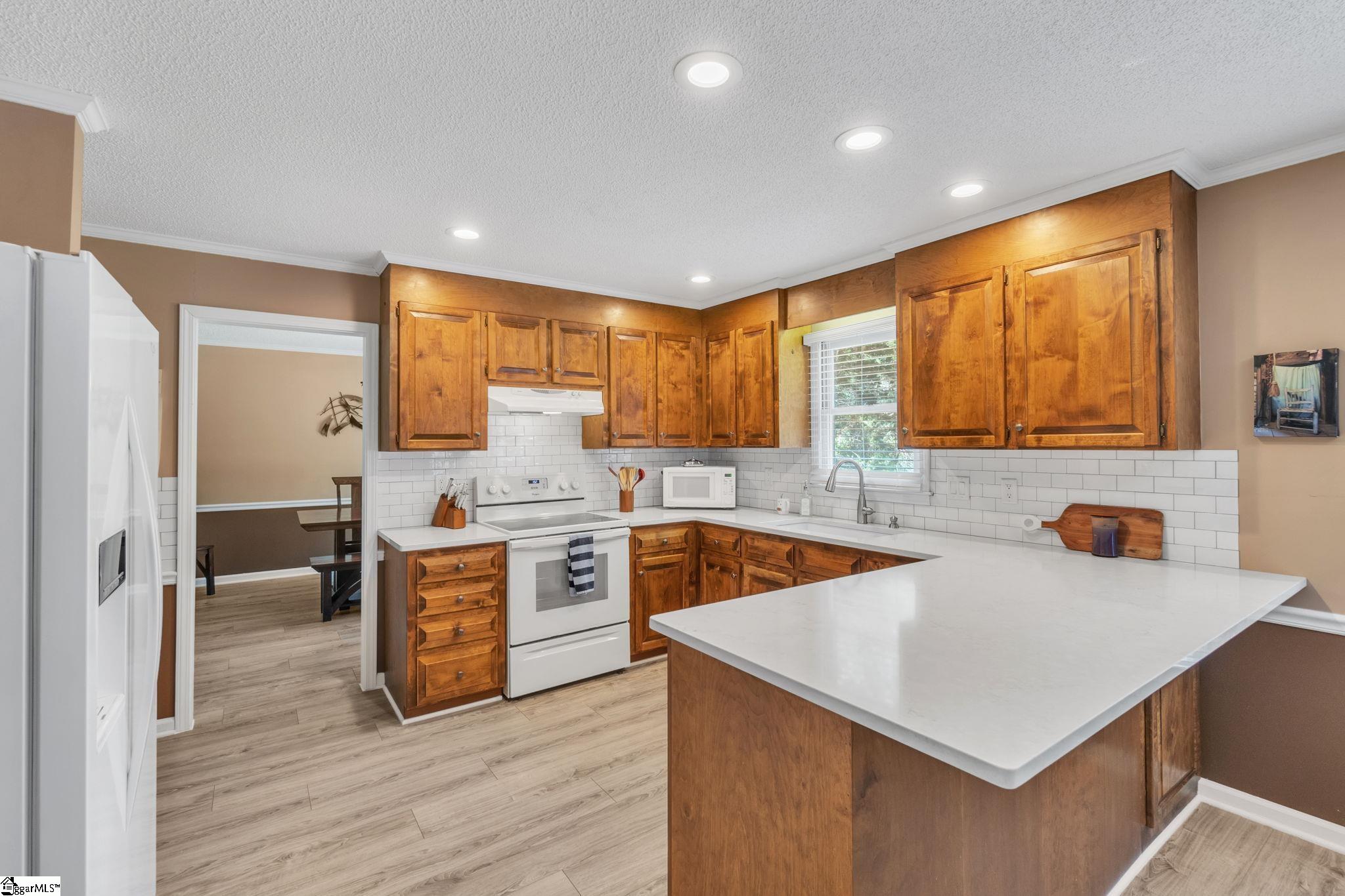 116 Wood Creek Road Mauldin, SC 29662 - Photo 10 of 34 Gallery Image 10