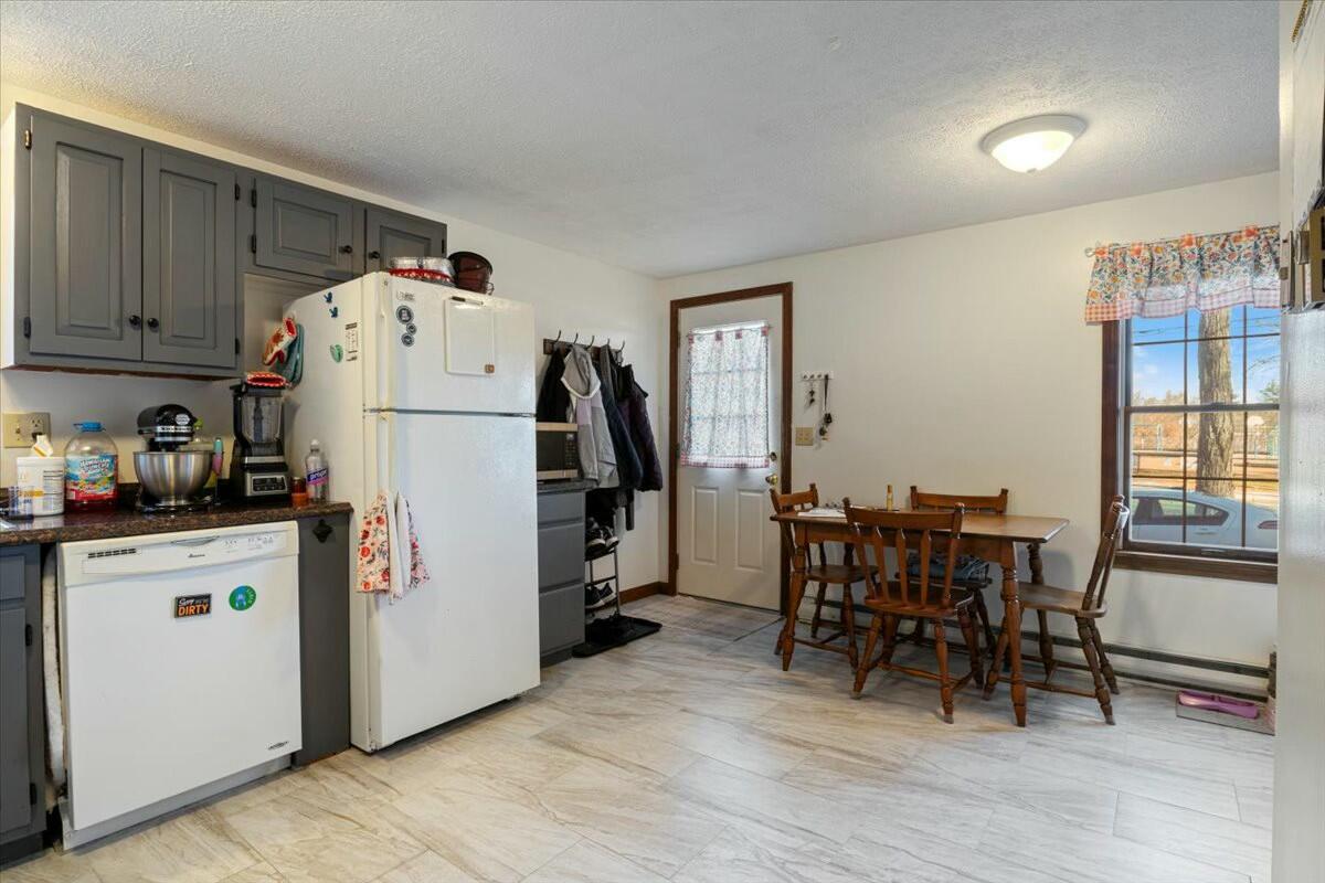 673 Main Street Springvale, ME 04083 - Photo 3 of 41 tempImageqKw3us