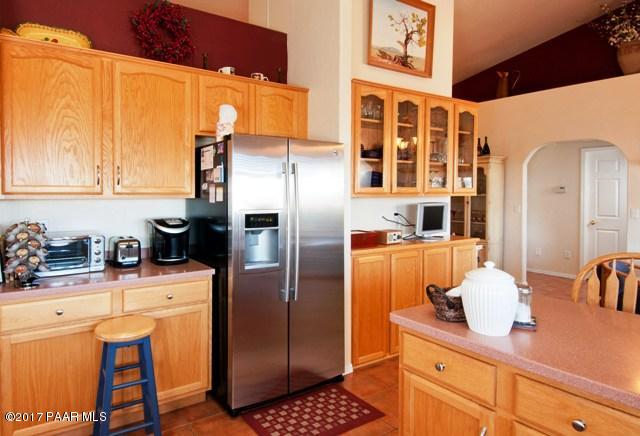 5769 Columbine Road Prescott, AZ 86305 - Photo 14 of 41 Kitchen 5