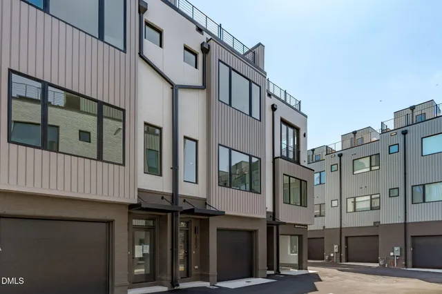 $689,990 | 2004 Moody, Durham, NC 27701