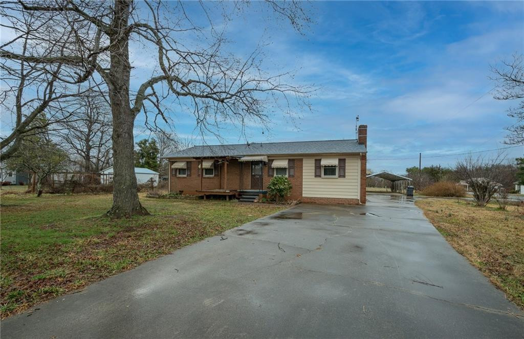 374 Trollingwood Road Haw River, NC 27258 - Photo 1 of 35 Gallery Image 1