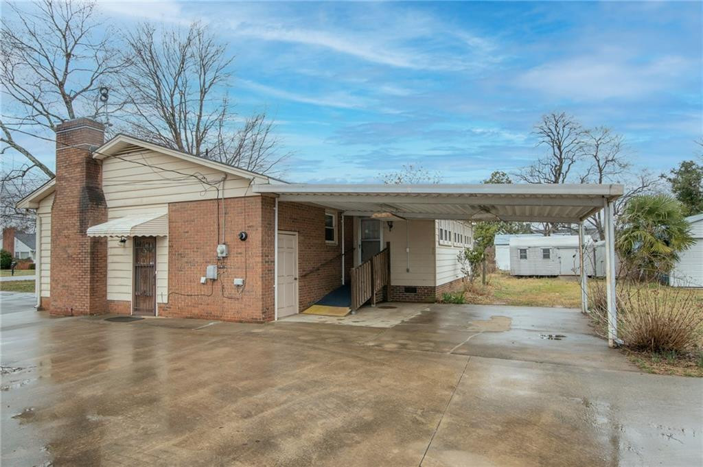 374 Trollingwood Road Haw River, NC 27258 - Photo 30 of 35 Gallery Image 30