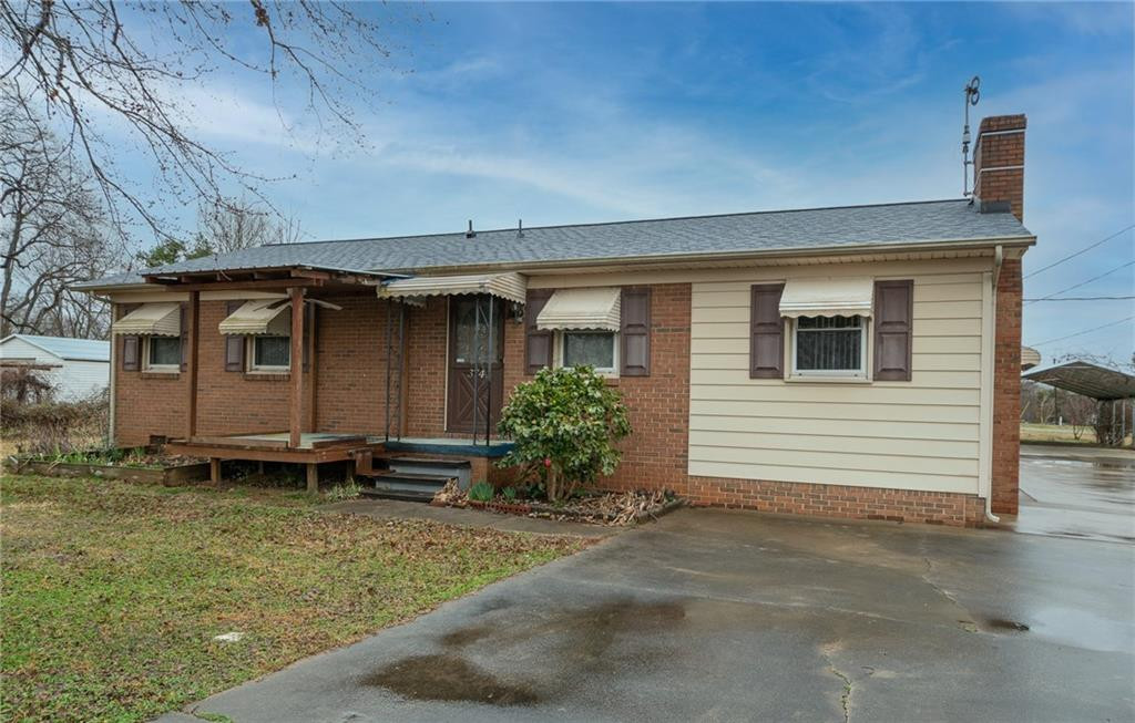 374 Trollingwood Road Haw River, NC 27258 - Photo 3 of 35 Gallery Image 3
