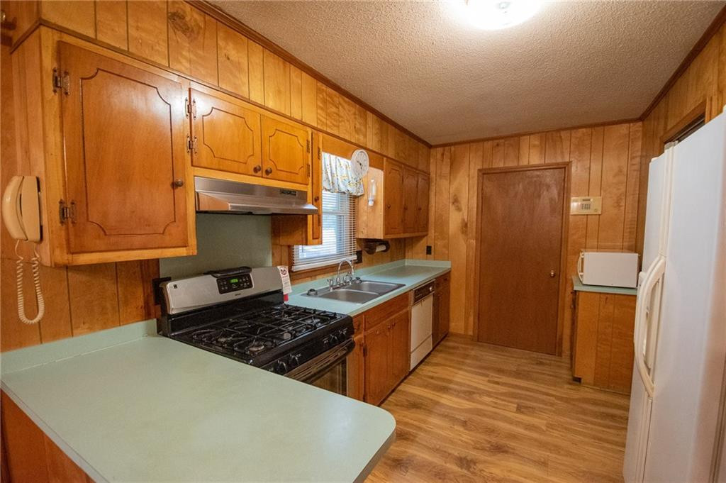 374 Trollingwood Road Haw River, NC 27258 - Photo 7 of 35 Gallery Image 7