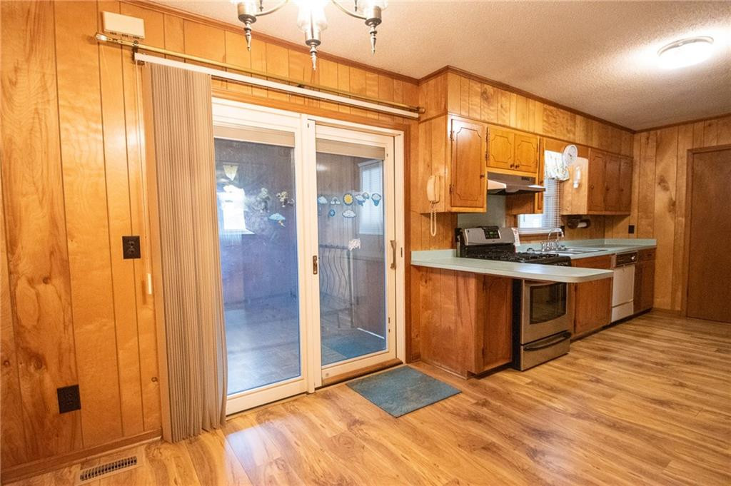 374 Trollingwood Road Haw River, NC 27258 - Photo 10 of 35 Gallery Image 10