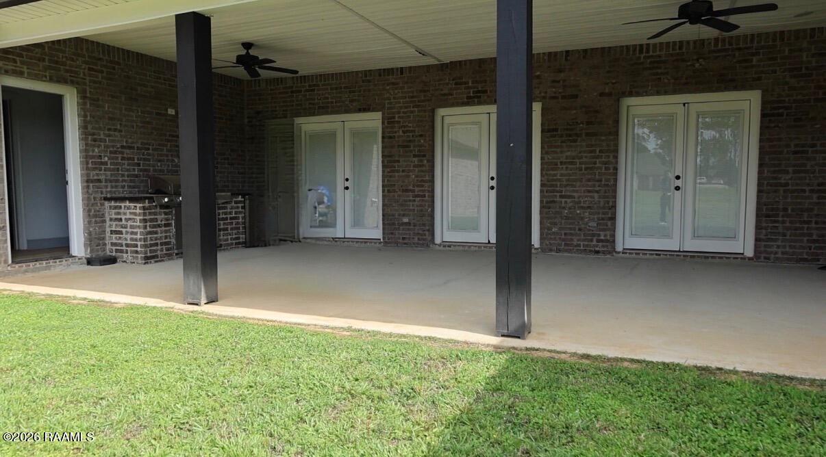 296 Petite Rue De Landon Opelousas, LA 70570 - Photo 13 of 16 Back Patio4