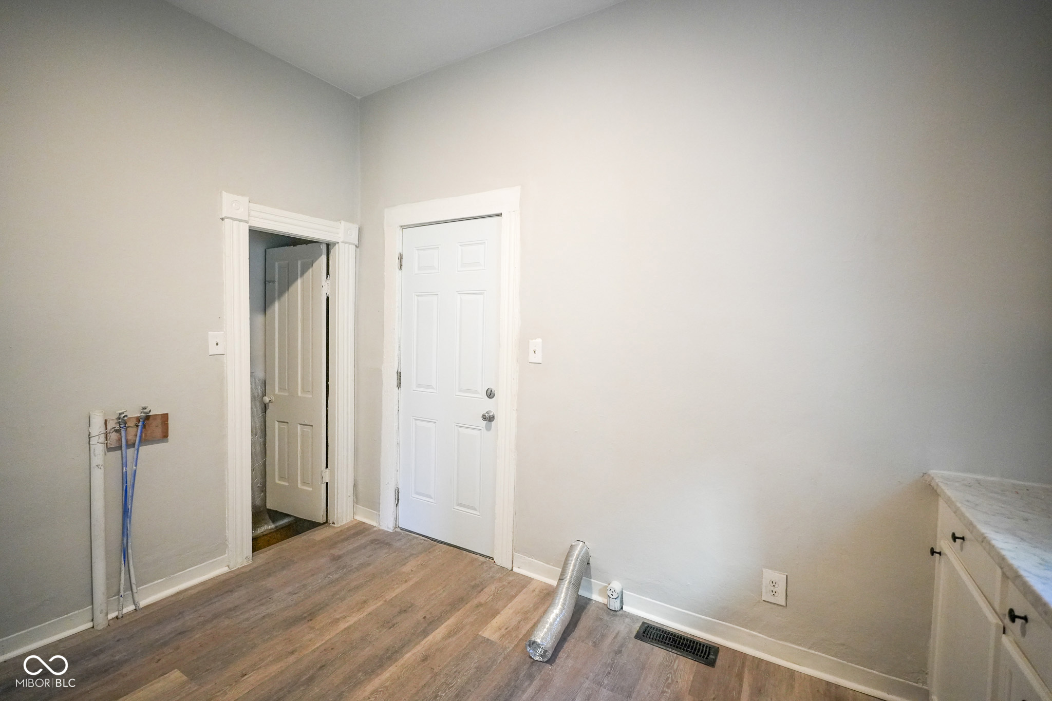 415 East 15th Street Anderson, IN 46016 - Photo 10 of 16