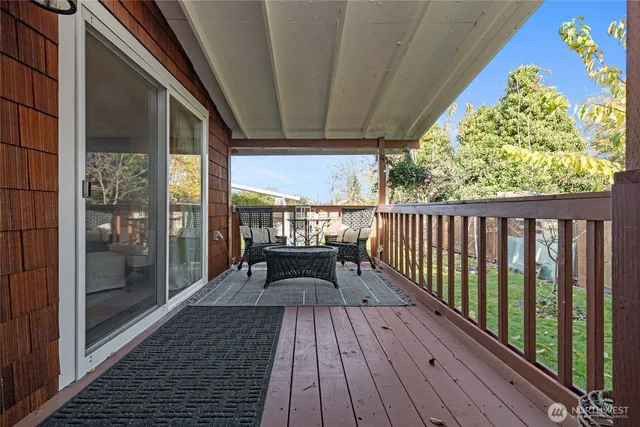 $630,000 | 202 Prospect Street East, Eatonville, WA 98328