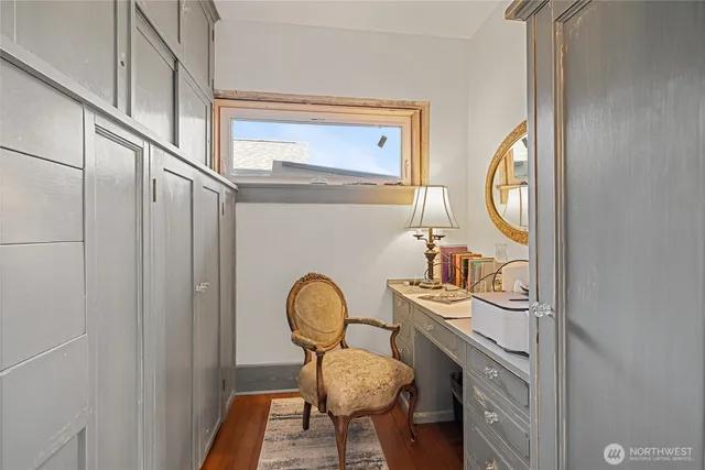 $630,000 | 202 Prospect Street East, Eatonville, WA 98328