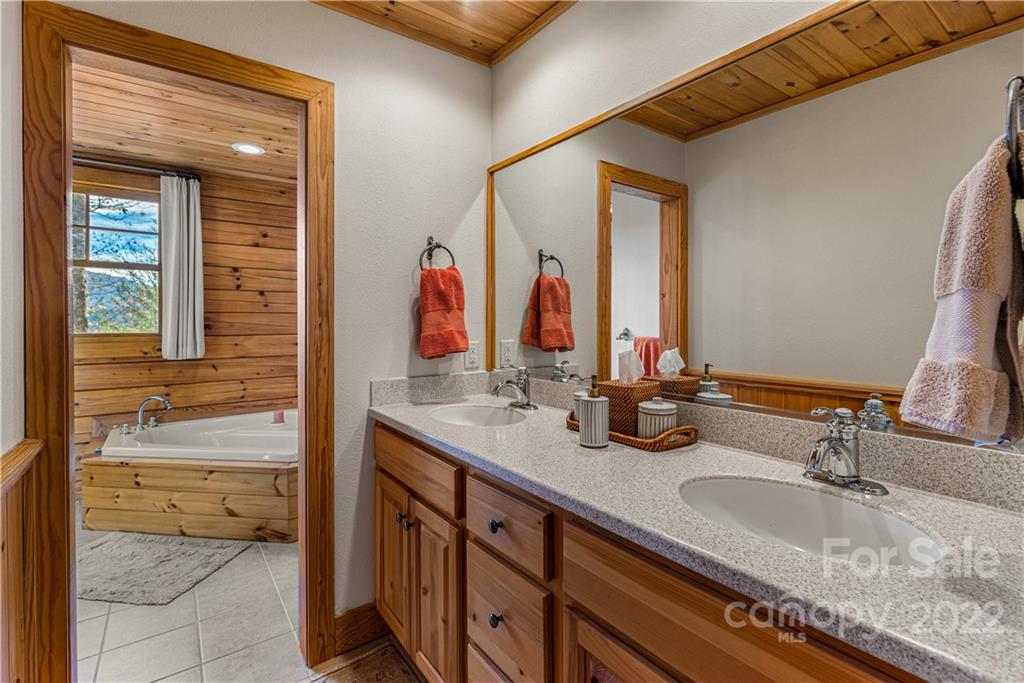 271B Rendezvous Ridge, Unit B Cashiers, NC 28717 - Photo 22 of 35 Gallery Image 22