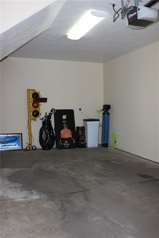 1136 Shadow Ridge Road Indianapolis, IN 46280 - Photo 15 of 19