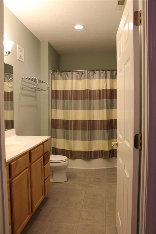 1136 Shadow Ridge Road Indianapolis, IN 46280 - Photo 10 of 19