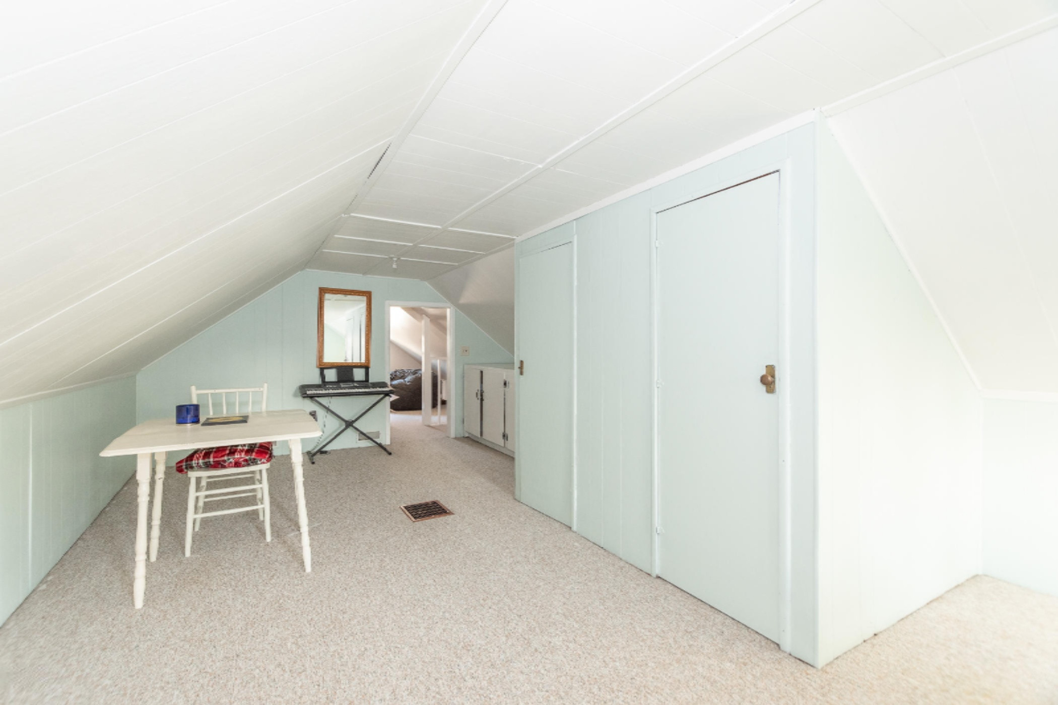 2901 Ferdon Road Kalamazoo, MI 49008 - Photo 23 of 34 2901 Ferdon-28