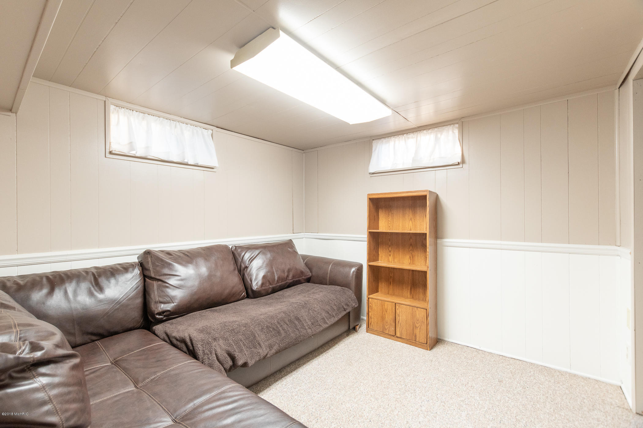 2901 Ferdon Road Kalamazoo, MI 49008 - Photo 27 of 34 2901 Ferdon-33