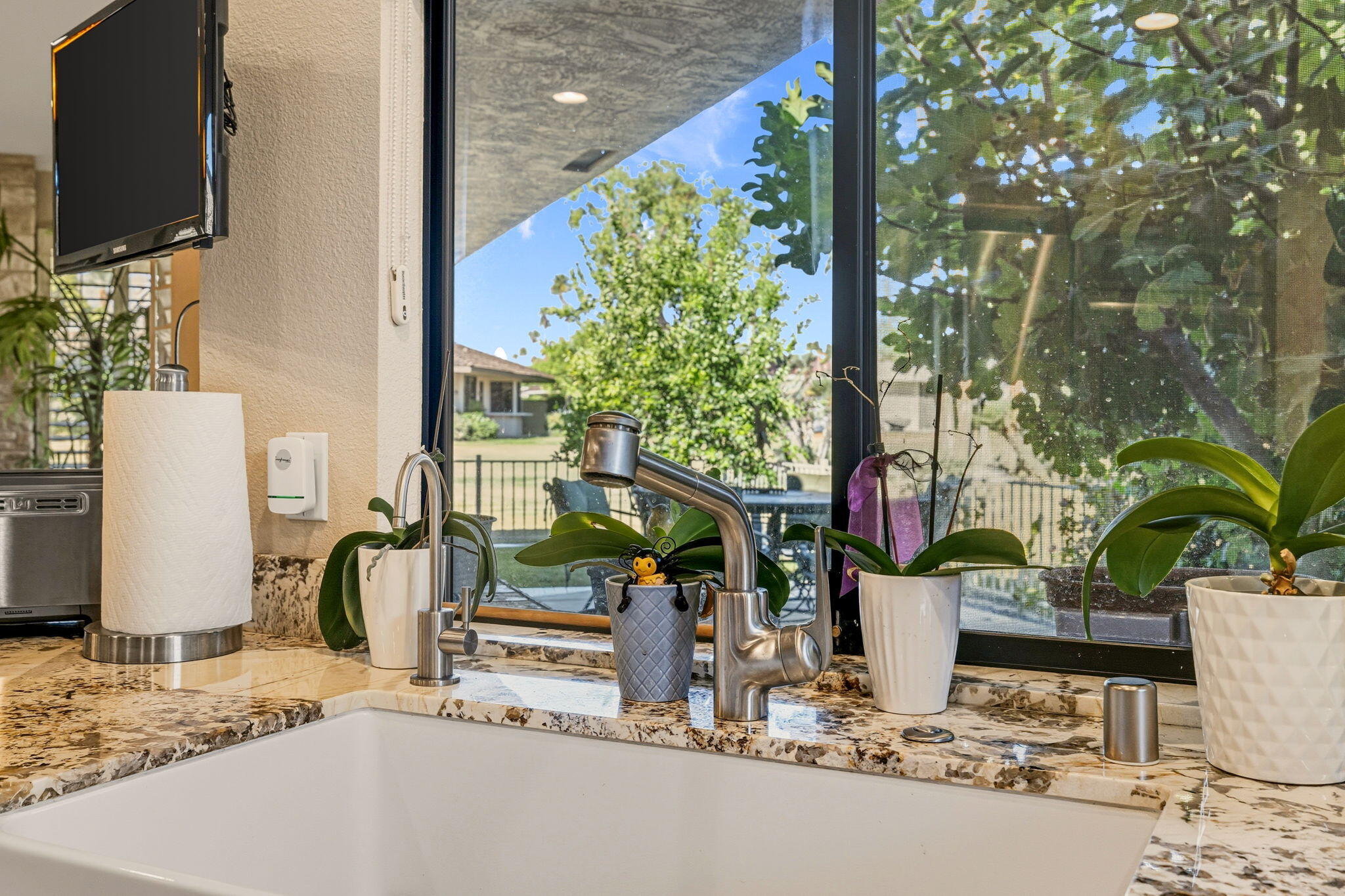 10 Whittier Court Rancho Mirage, CA 92270 - Photo 44 of 88 a house view with a outdoor space