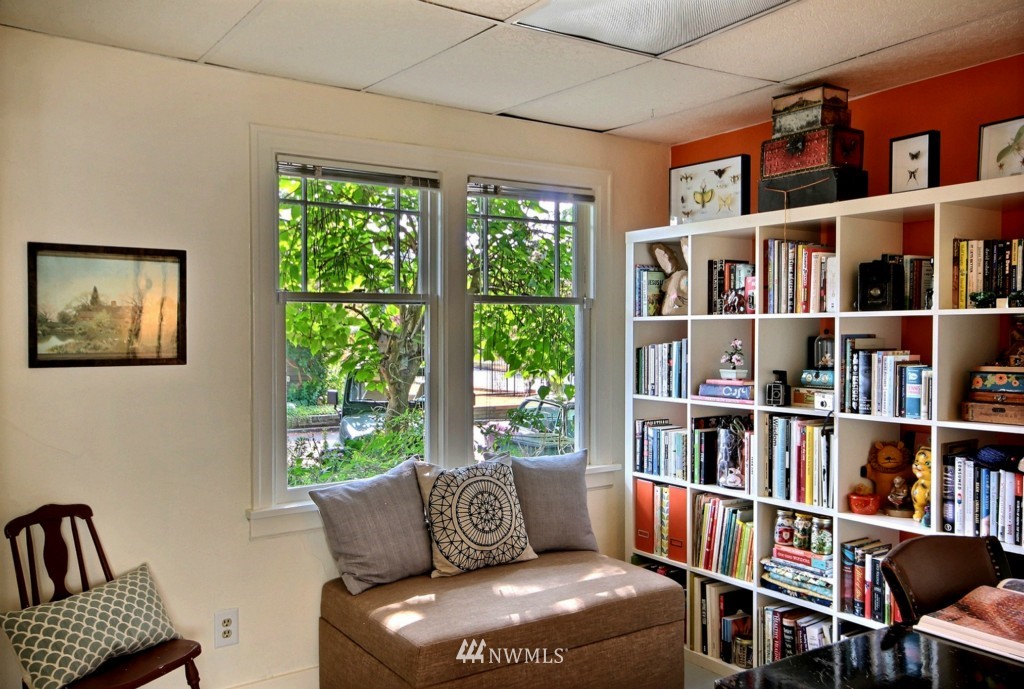 4754 Southwest Eddy Street Seattle, WA 98136 - Photo 12 of 25 Gallery Image 12