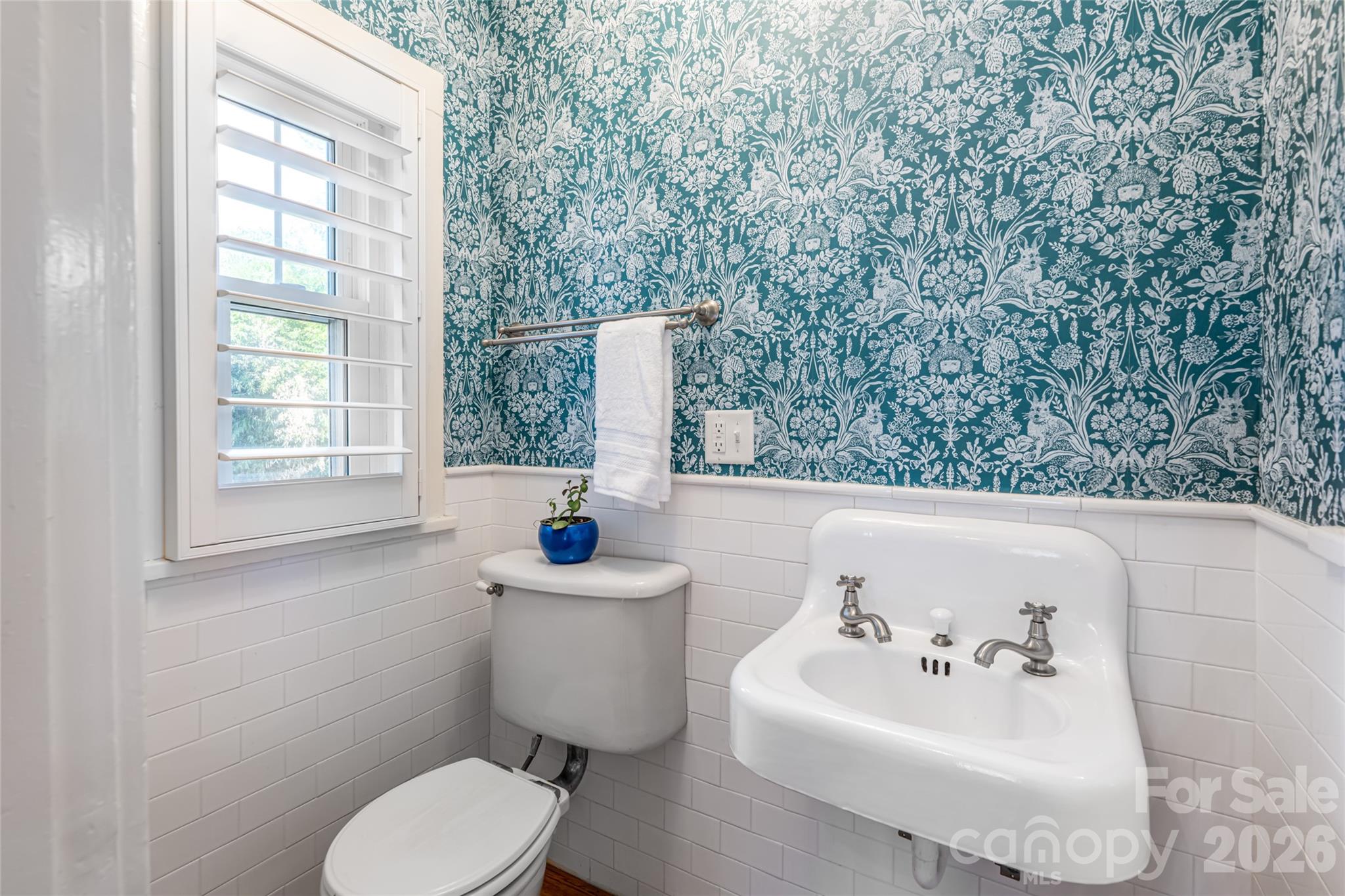 55 Edgemont Road Asheville, NC 28801 - Photo 16 of 48