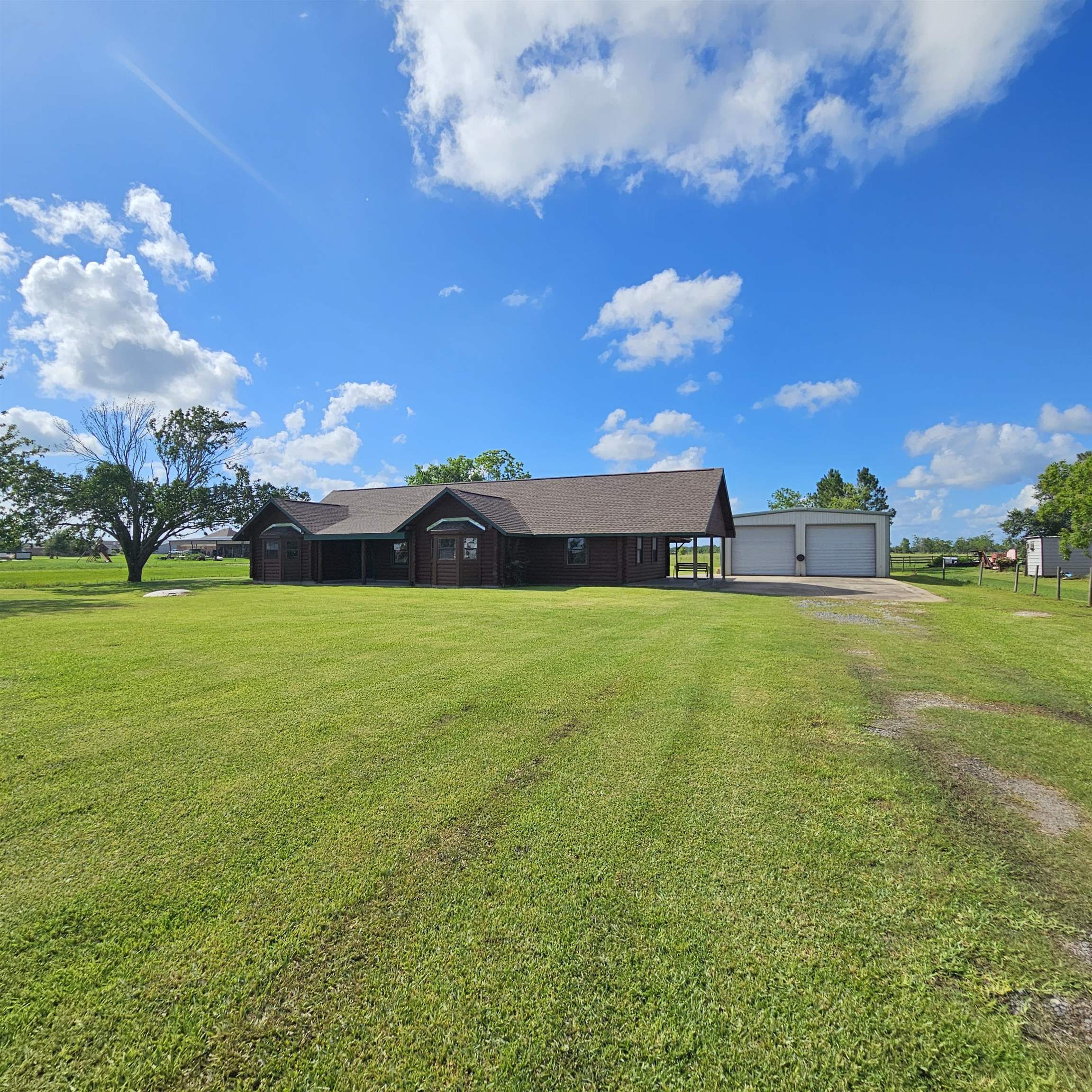 3084 Kent Road Beaumont, TX 77705 - Photo 4 of 43