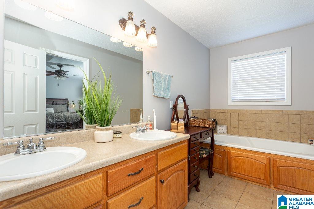 370 Twin Ridge Circle Lincoln, AL 35096 - Photo 18 of 34