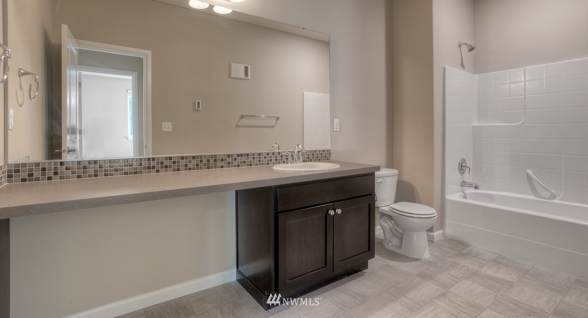 23632 43rd Drive Southeast, Unit 229 Bothell, WA 98021 - Photo 11 of 16