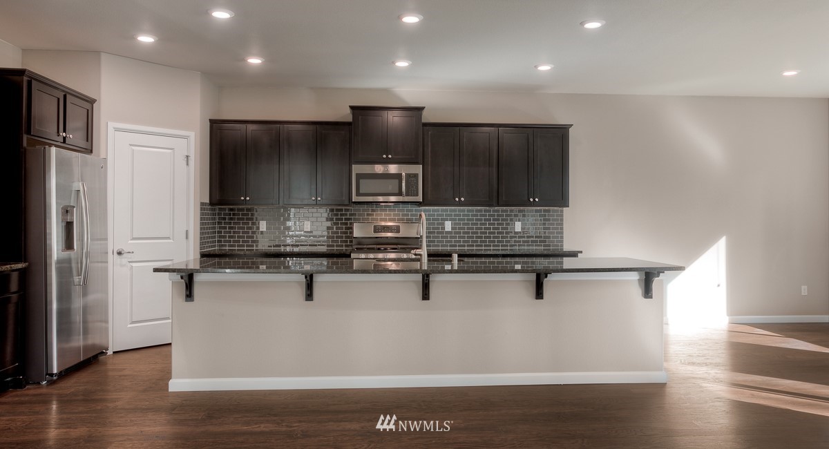 23632 43rd Drive Southeast, Unit 229 Bothell, WA 98021 - Photo 4 of 16