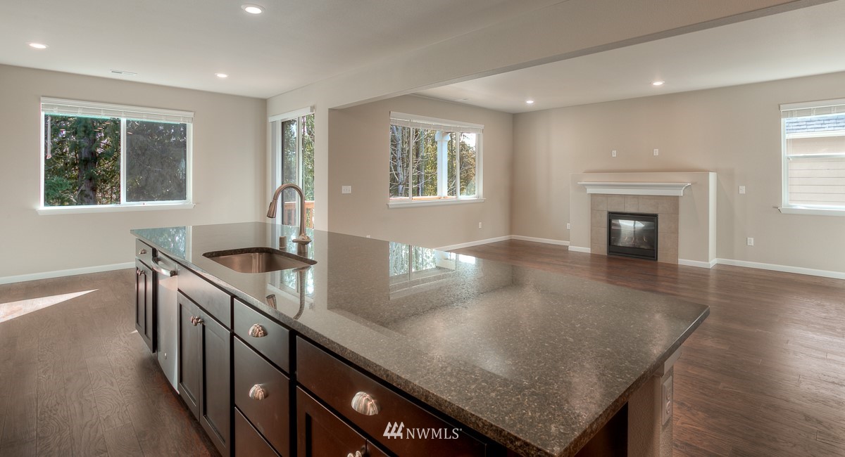 23632 43rd Drive Southeast, Unit 229 Bothell, WA 98021 - Photo 6 of 16