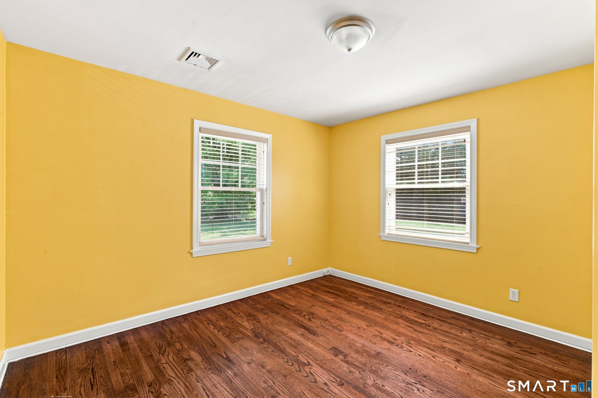 400 Old Day Hill Road Windsor, CT 06095 - Photo 18 of 35 Bedroom on main level