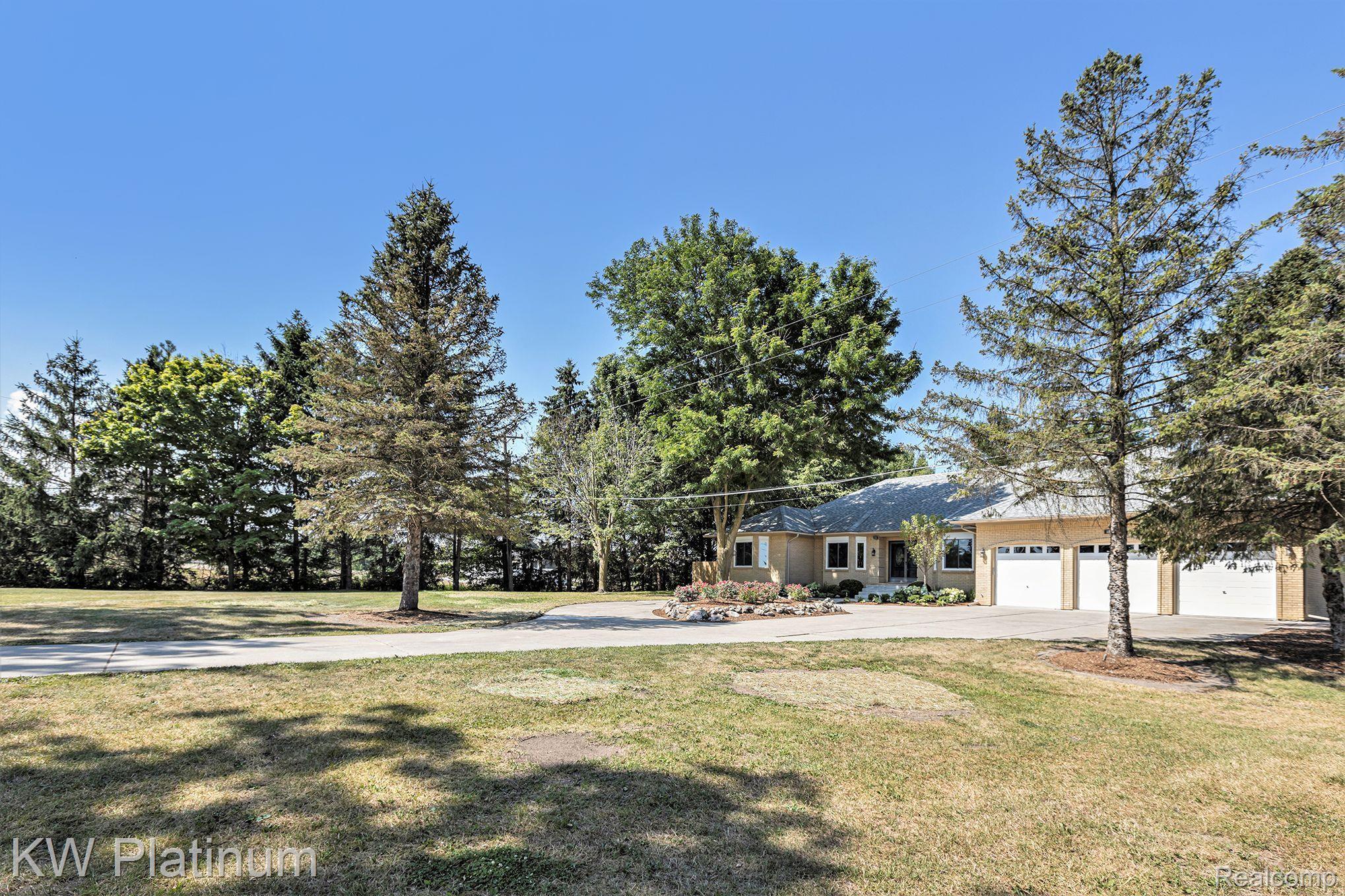54363 Fairchild Road Macomb, MI 48042 - Photo 41 of 61 Gallery Image 41