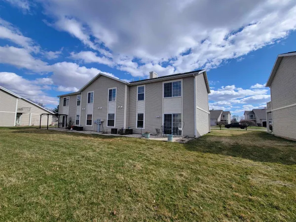 $178,000 | 2241 Tallgrass Court, Unit 12, Beloit, WI 53511