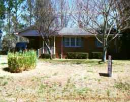 422 Clover Road Wilmington, NC 28405 - Photo 1 of 1 Primary Photo