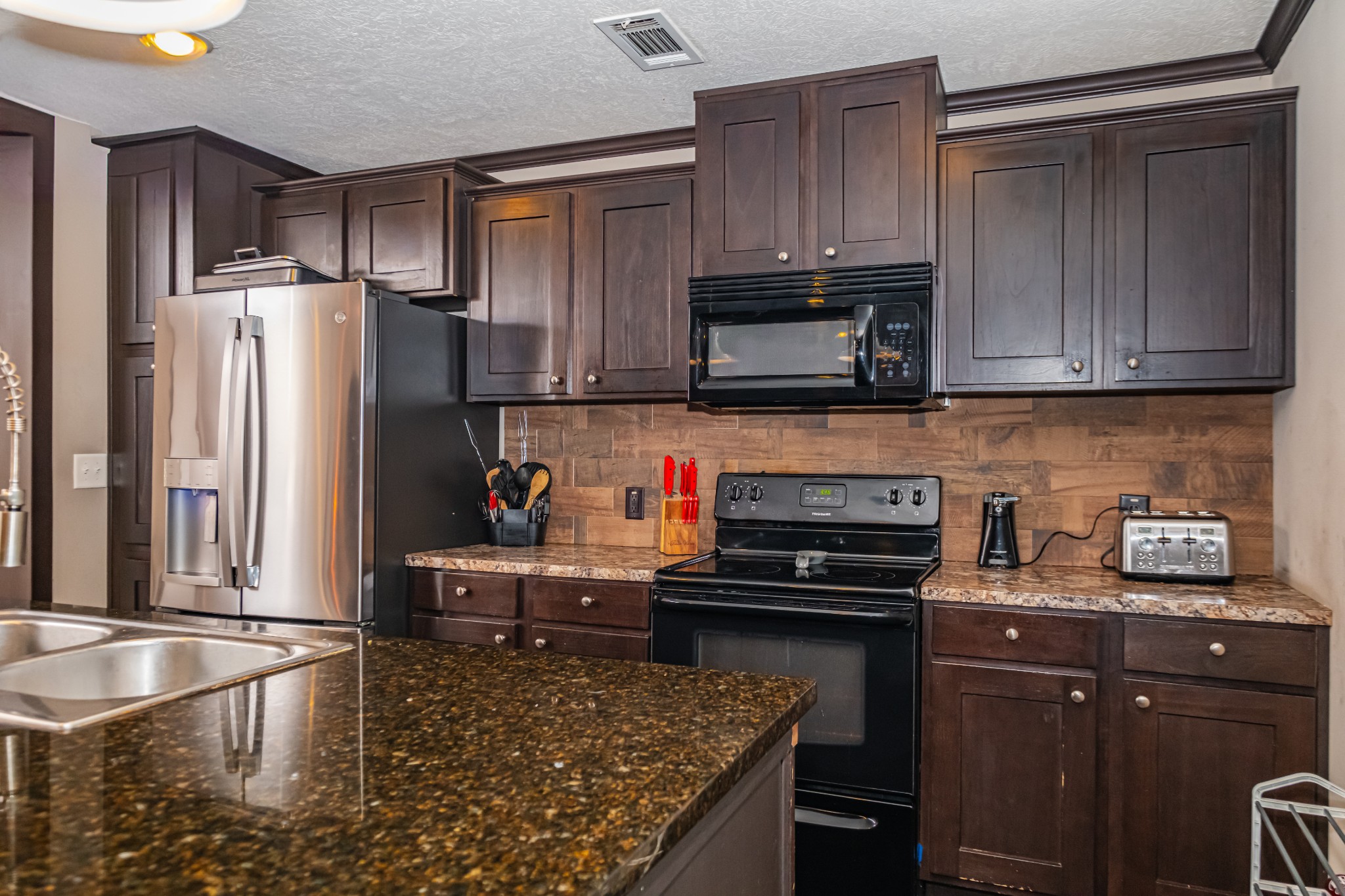 976 Espy Road Manchester, TN 37355 - Photo 9 of 34