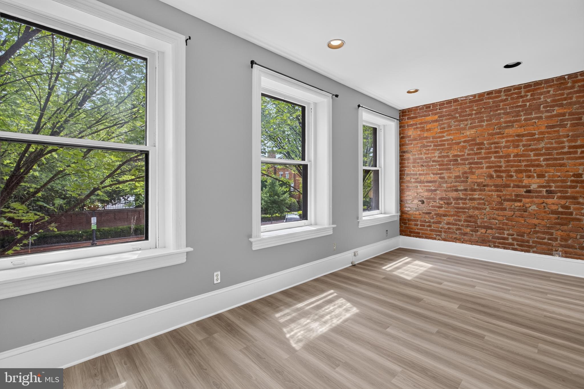 705 8th Street Southeast, Unit 200 Washington, DC 20003 - Photo 5 of 22