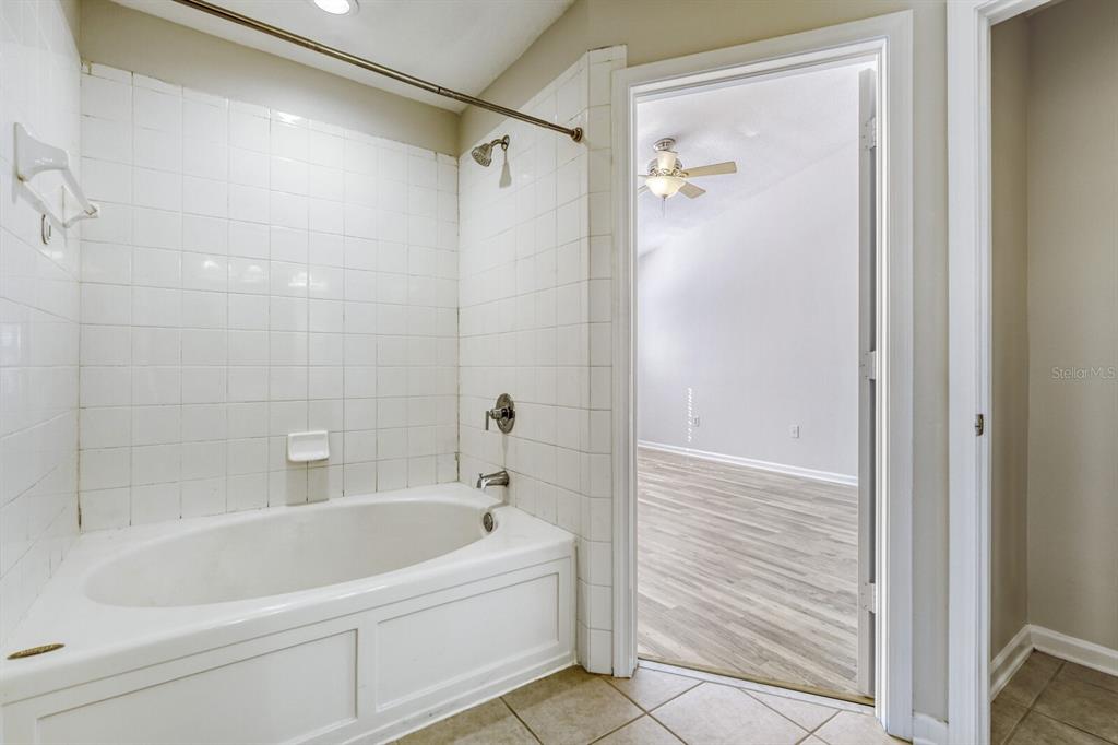 4908 Pond Ridge Drive Riverview, FL 33578 - Photo 14 of 23