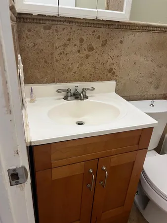 $1,800 | 4051 Northeast 13th Avenue, Unit 613, Oakland Park, FL 33334