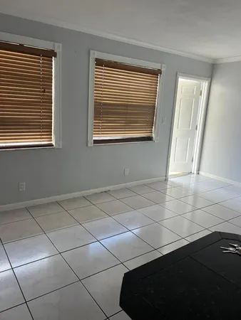 $1,800 | 4051 Northeast 13th Avenue, Unit 613, Oakland Park, FL 33334