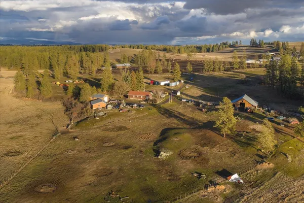 $1,400,000 | 1403 West Jennings Road, Spangle, WA 99031