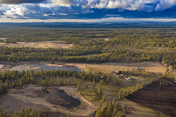 $1,400,000 | 1403 West Jennings Road, Spangle, WA 99031