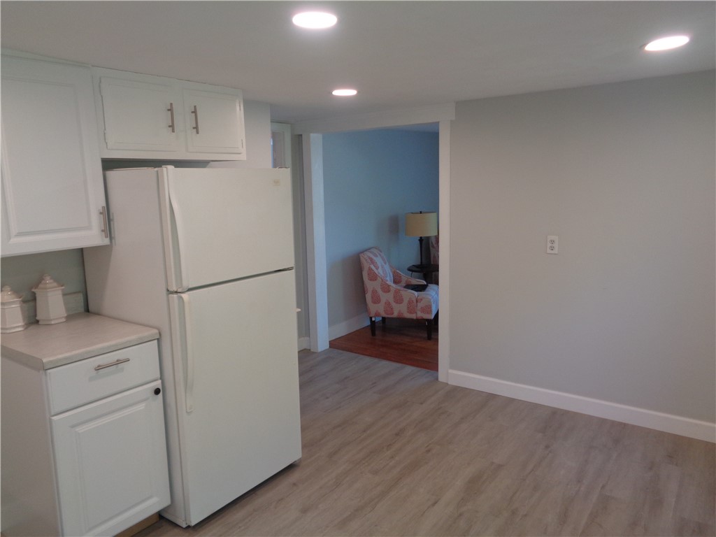 16 Mason Street Warren, RI 02885 - Photo 6 of 15 Gallery Image 6