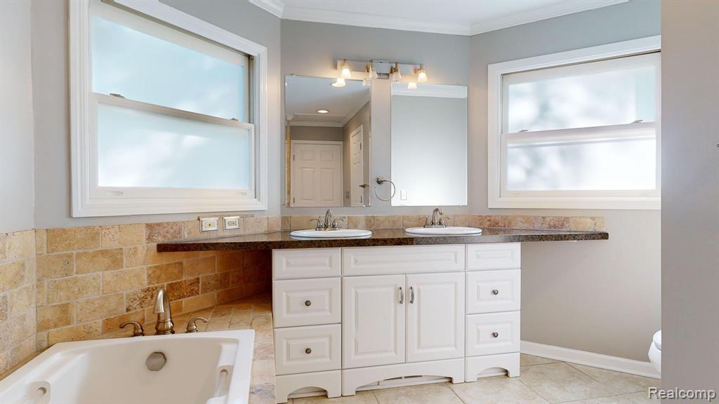 3089 East Maple Road Wixom, MI 48393 - Photo 48 of 68