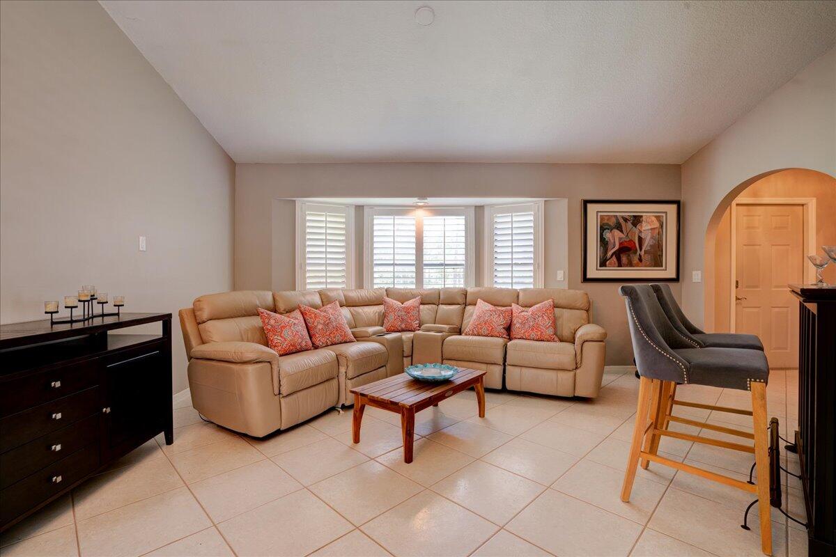 10152 Sandy Run Road Jupiter, FL 33478 - Photo 8 of 57 09-10152 Sandy Run-4