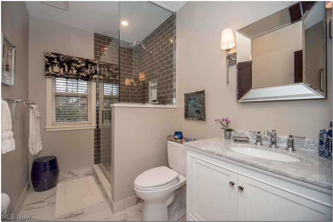 2918 Winthrop Road Cleveland, OH 44120 - Photo 29 of 34