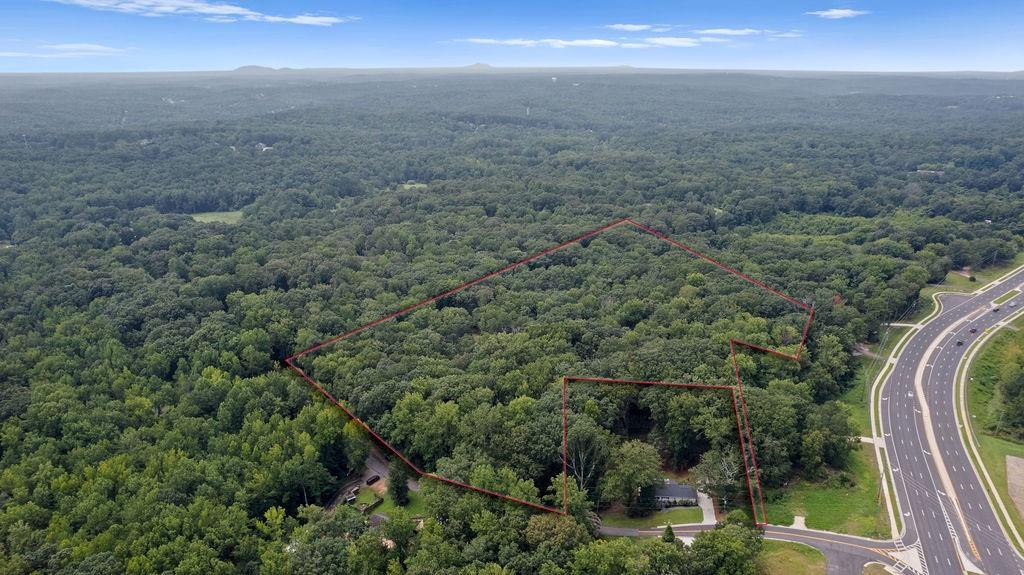 174 Wheeler Martin Drive Canton, GA 30115 - Photo 3 of 11