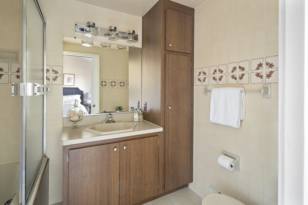 4 Summit Street Woburn, MA 01801 - Photo 13 of 34