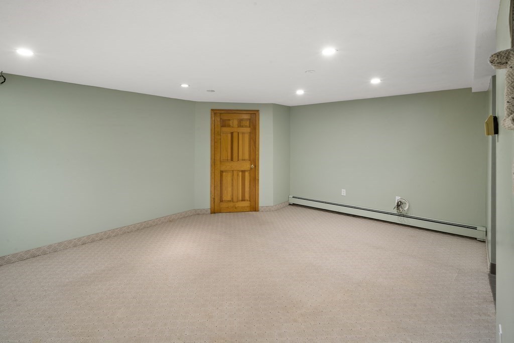 4 Summit Street Woburn, MA 01801 - Photo 20 of 34