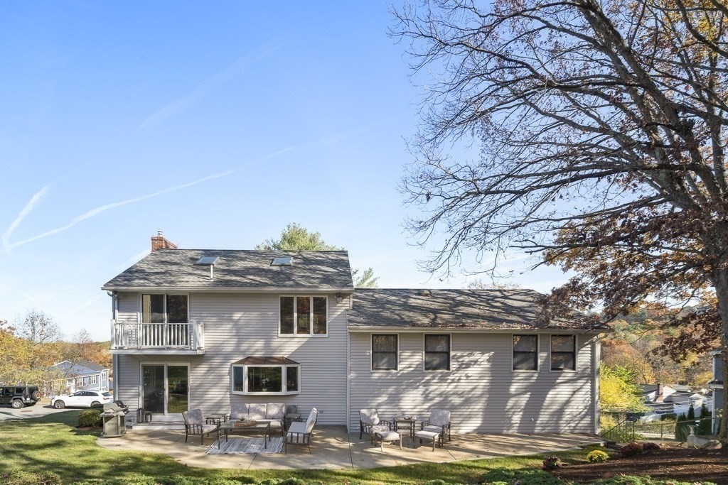 4 Summit Street Woburn, MA 01801 - Photo 28 of 34