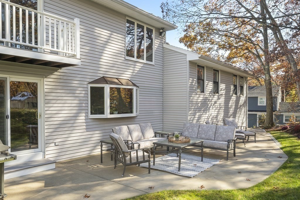 4 Summit Street Woburn, MA 01801 - Photo 29 of 34