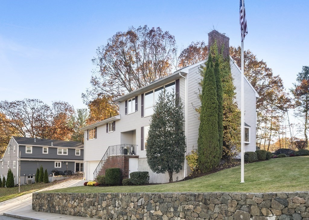 4 Summit Street Woburn, MA 01801 - Photo 33 of 34