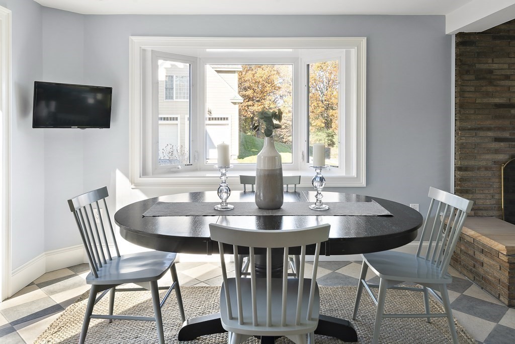 4 Summit Street Woburn, MA 01801 - Photo 7 of 34