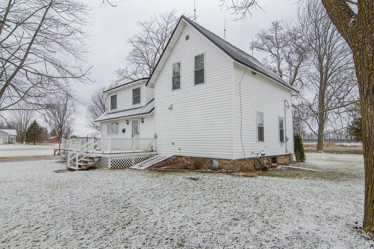 5125 West Baker Road Coleman, MI 48618 - Photo 4 of 38 1907312-3.JPG