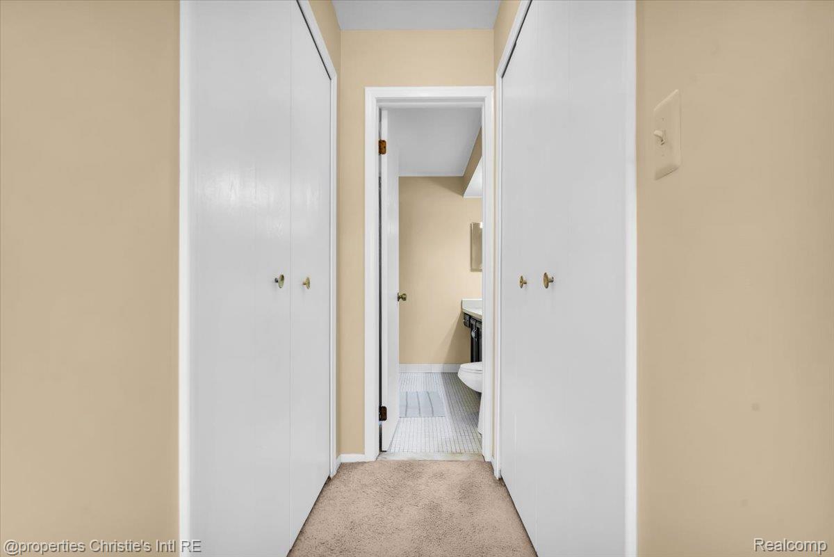 24177 Evergreen Road Southfield, MI 48075 - Photo 17 of 24 18-24177 Evergreen Rd-18.jpg